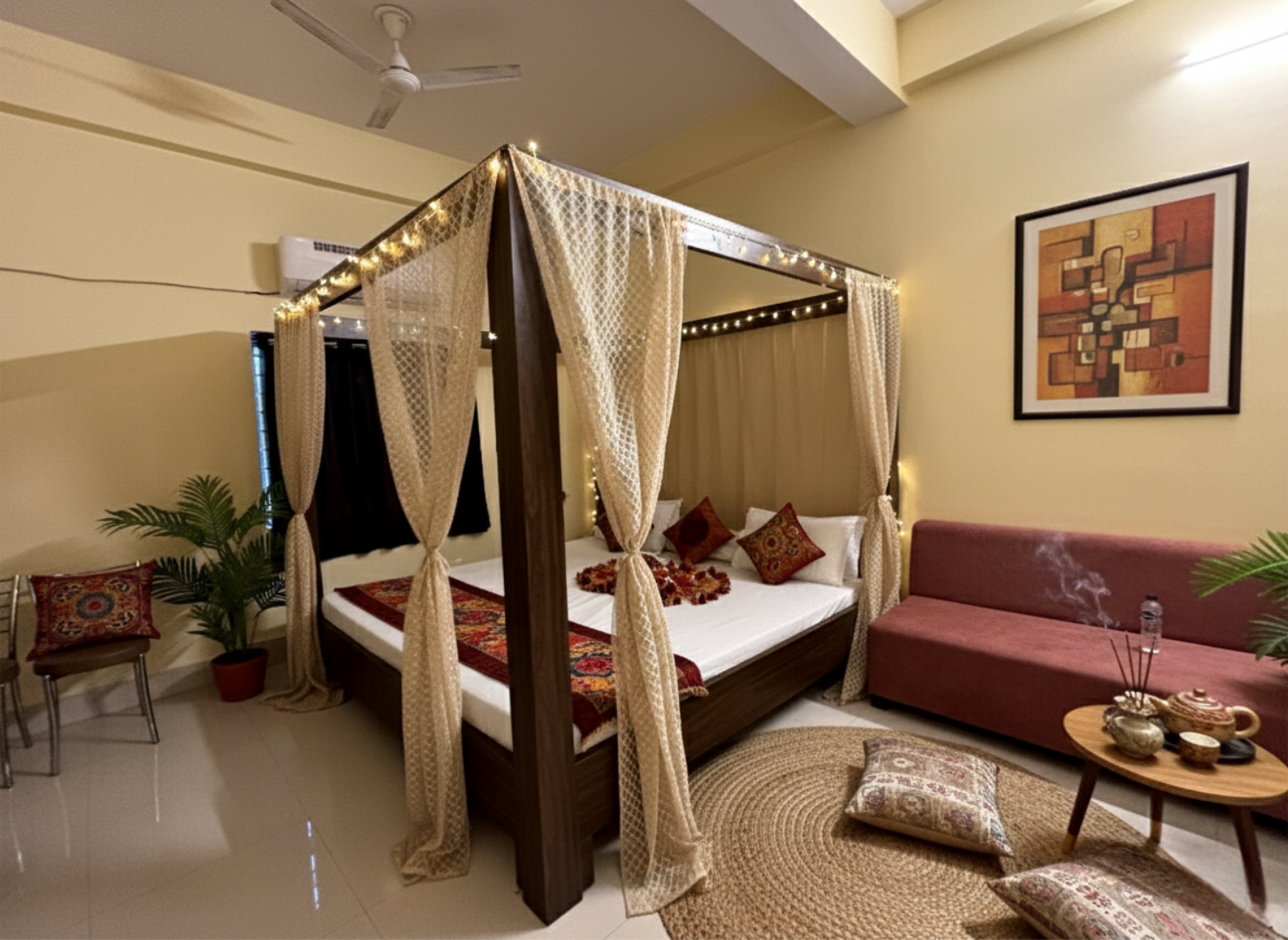 Shamyana Room room at Roomssolution Hotel Patna